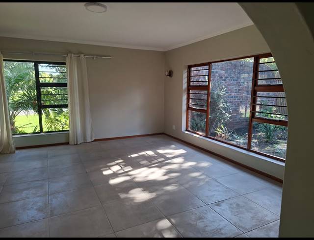 4 BEDROOM HOUSE FOR SALE IN BOSKLOOF